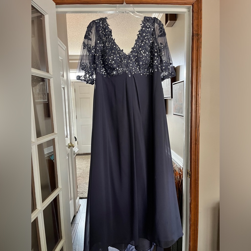 JJs House MOB Dress